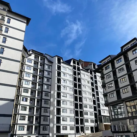 Apartment Lux Milic