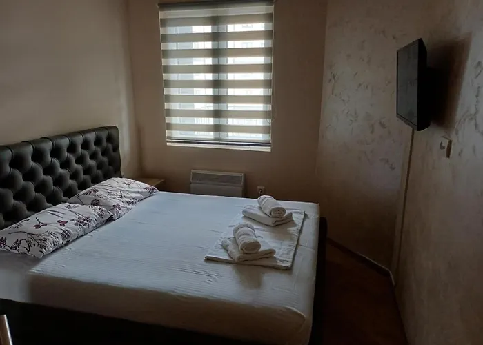 Lux Milic * 즐라티보